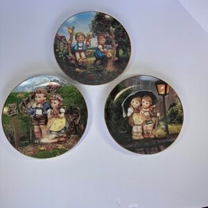 MJ Hummel The Danbury Mint Little Companions Plate Set of 3 Collectible